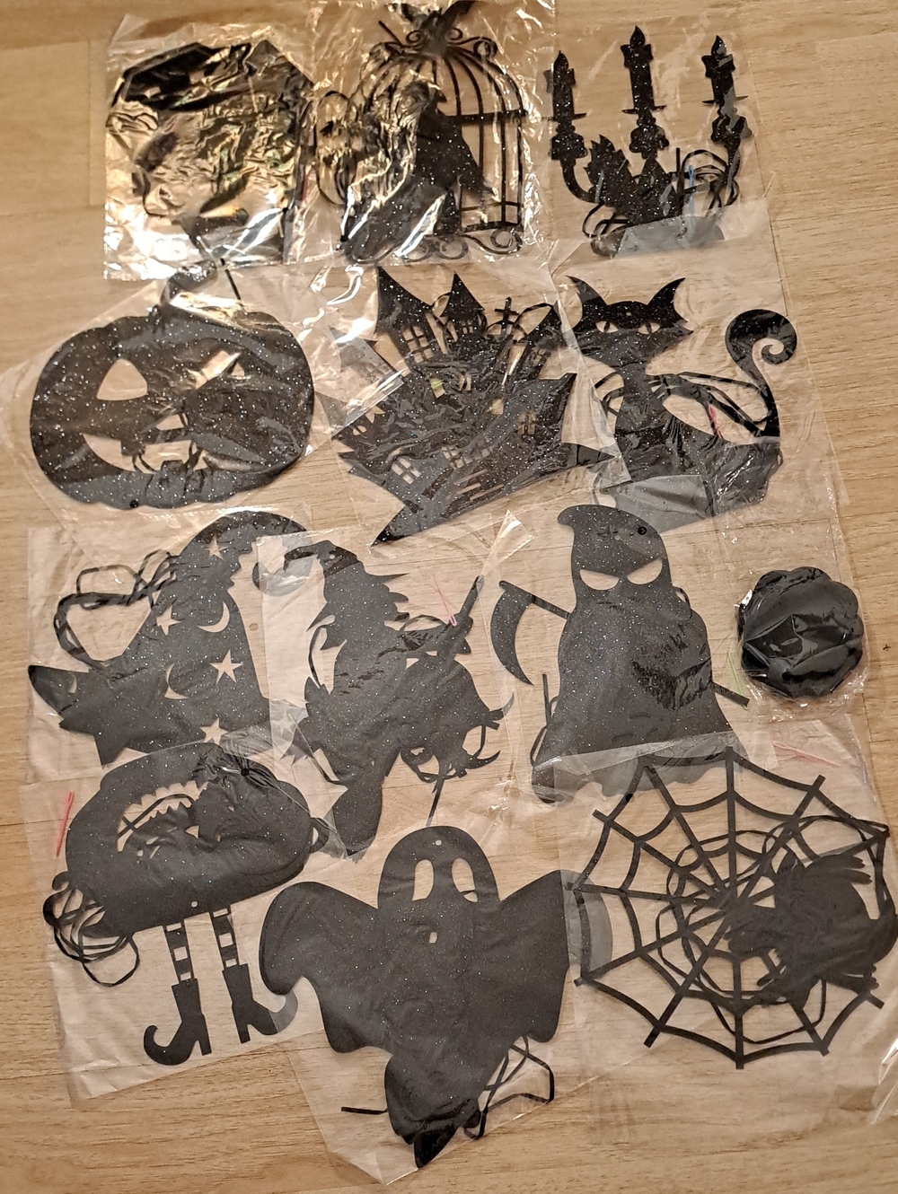 Black Glitter Halloween Party Decorations Pack - Home Party Supplies